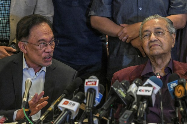 MY-mahathir-1000.jpg MY-mahathir-1000.jpg