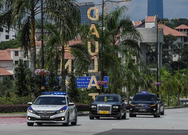 Agong, Raja-Raja Malaysia: Adakan Semula Sidang Parlimen, Tamatkan Darurat Pada Ogos Agong, Raja-Raja Malaysia: Adakan Semula Sidang Parlimen, Tamatkan Darurat Pada Ogos