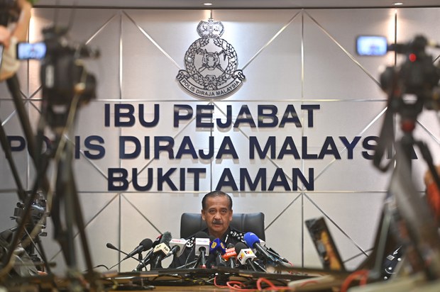 Ahli politik Malaysia, suami disiasat berkait dakwaan perdagang manusia di Myanmar Ahli politik Malaysia, suami disiasat berkait dakwaan perdagang manusia di Myanmar