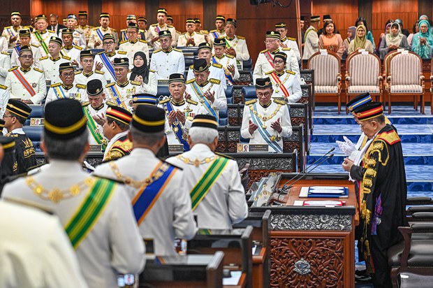 Malaysia lulus pindaan mansuh cubaan bunuh diri sebagai jenayah Malaysia lulus pindaan mansuh cubaan bunuh diri sebagai jenayah