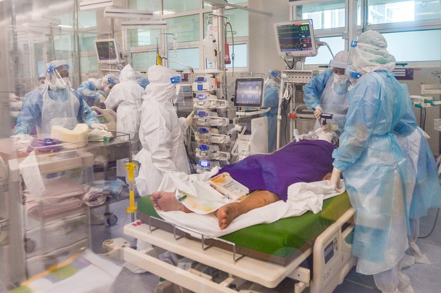 Pharmaniaga pulang semula RM16 juta kepada Kementerian Kesihatan Pharmaniaga pulang semula RM16 juta kepada Kementerian Kesihatan