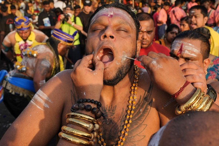kavadi2.jpeg kavadi2.jpeg