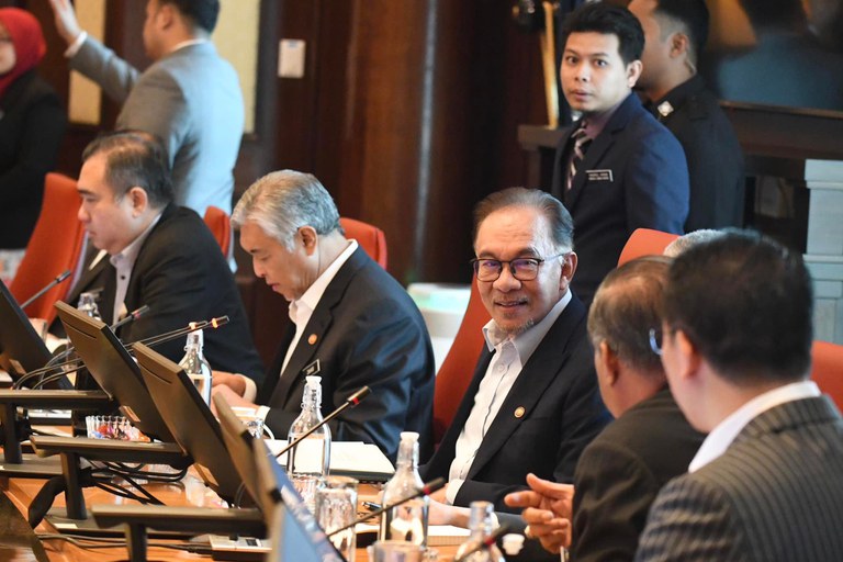 anwar-zahid.jpg anwar-zahid.jpg