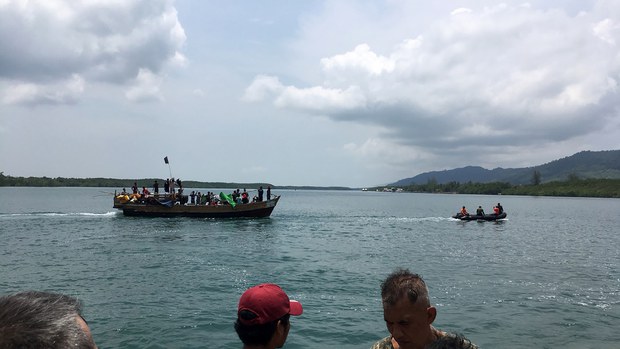 180404-my-rohingyabot-1000.jpg 180404-my-rohingyabot-1000.jpg