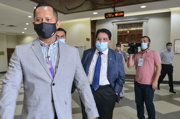 Mahkamah Malaysia Membebaskan Tanpa Melepaskan Bekas Menteri Berhubung Kes Rasuah Tanah Mahkamah Malaysia Membebaskan Tanpa Melepaskan Bekas Menteri Berhubung Kes Rasuah Tanah
