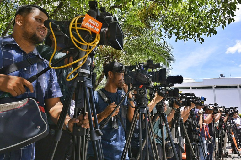 KOD_ETIKA_KEWARTAWANAN_04.jpg KOD_ETIKA_KEWARTAWANAN_04.jpg