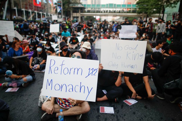 2021-03-24T103750Z_1864973764_RC2MHM9VGB63_RTRMADP_3_THAILAND-PROTESTS.JPG 2021-03-24T103750Z_1864973764_RC2MHM9VGB63_RTRMADP_3_THAILAND-PROTESTS.JPG