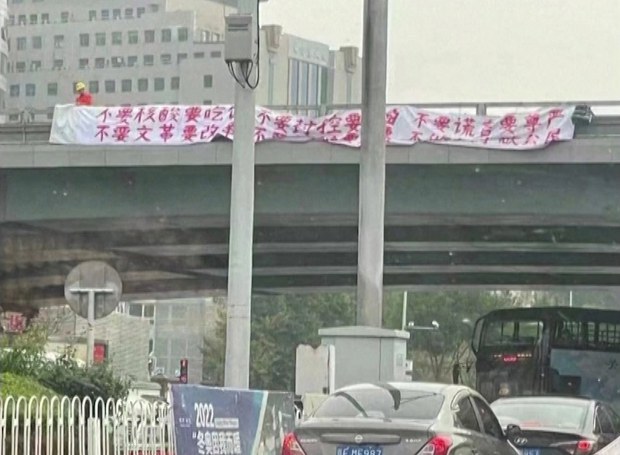 221122-th-ch-chinese-dissident-inside.jpeg