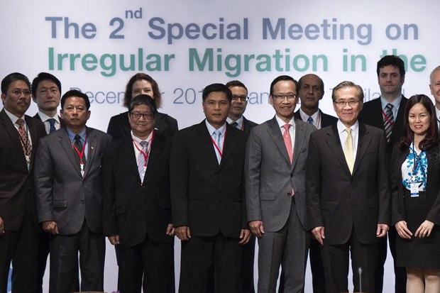 TH-SUMMIT-migrants-1000 TH-SUMMIT-migrants-1000
