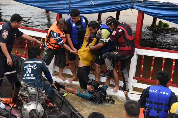 TH-victim-boat-800 TH-victim-boat-800