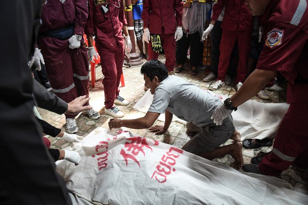 TH-victim-boatsunk-1000 TH-victim-boatsunk-1000