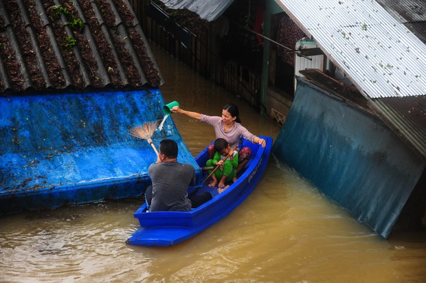 TH-flood-1000 TH-flood-1000