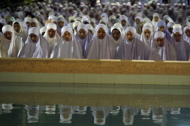 TH-ramadan-commencement-620 TH-ramadan-commencement-620