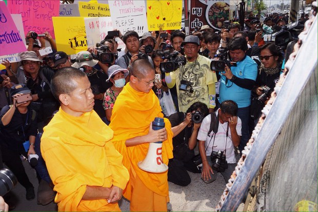 TH-monks-1000 TH-monks-1000