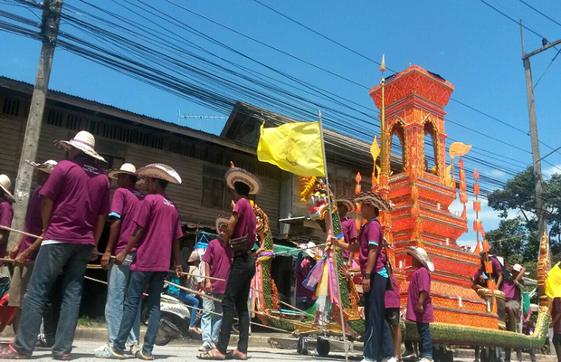 151028-Buddha-boat-parade-004.png