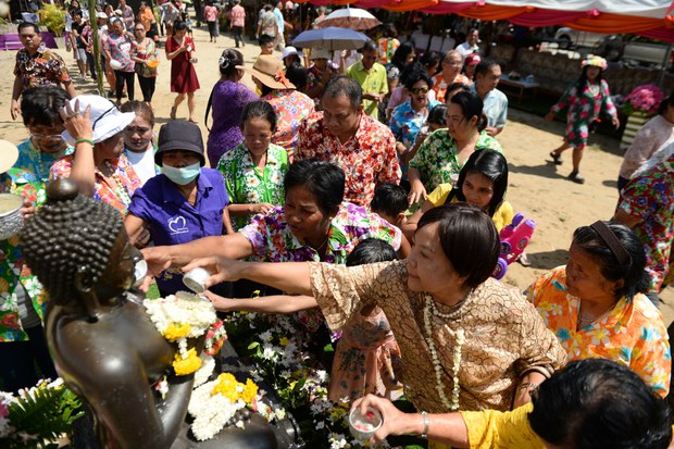 songkran1_rapee.jpg