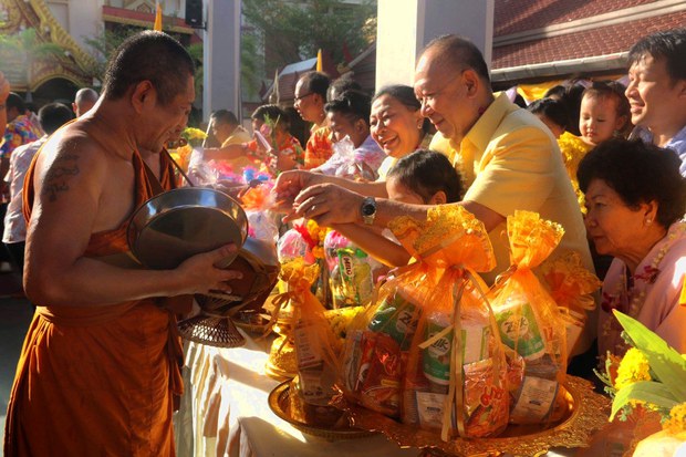 songkran2_ni.jpg