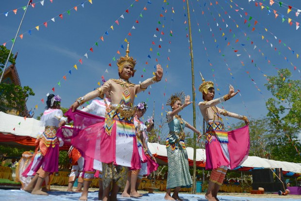songkran3_rapee.jpg