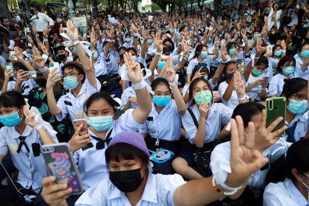 แอมเนสตี้ : เด็กเกือบ 300 คน ถูกตั้งข้อหาจากการร่วมชุมนุม แอมเนสตี้ : เด็กเกือบ 300 คน ถูกตั้งข้อหาจากการร่วมชุมนุม
