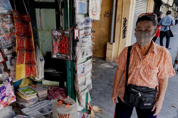 สธ. เสนองดออกจากเคหสถาน-เดินทางข้ามจังหวัดในพื้นที่เสี่ยงสูง สธ. เสนองดออกจากเคหสถาน-เดินทางข้ามจังหวัดในพื้นที่เสี่ยงสูง