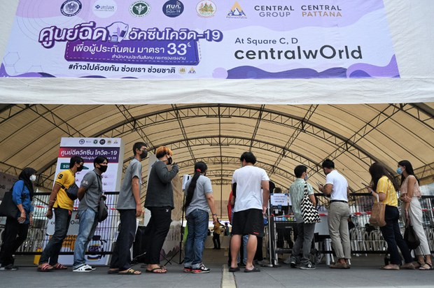 ศบค. ระบุ ผู้เสียชีวิต 12 ราย ไม่เกี่ยวกับวัคซีน ศบค. ระบุ ผู้เสียชีวิต 12 ราย ไม่เกี่ยวกับวัคซีน