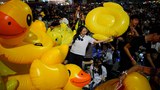นักสิทธิติติงข้อหาจำคุก 'นราธร' เหตุขายปฏิทินการ์ตูนเป็ด ล้อเลียนกษัตริย์