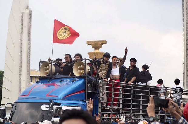 ศาลปฏิเสธประกัน “เพนกวิน” คดี ม.112 เป็นครั้งที่ 10 ศาลปฏิเสธประกัน “เพนกวิน” คดี ม.112 เป็นครั้งที่ 10