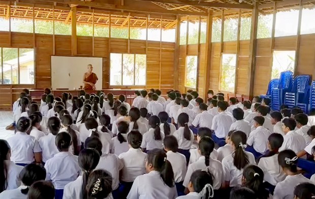 นักศึกษานอกระบบเมียนมา ต้องเผชิญปัญหาการยอมรับวุฒิการศึกษา นักศึกษานอกระบบเมียนมา ต้องเผชิญปัญหาการยอมรับวุฒิการศึกษา