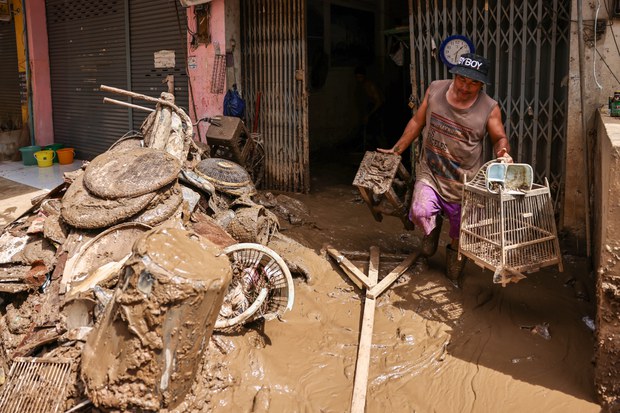 TH-mud-7.jpg