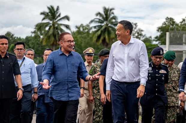เศรษฐาตั้งเป้าเพิ่มการค้าชายแดนกับมาเลเซียสามเท่า เศรษฐาตั้งเป้าเพิ่มการค้าชายแดนกับมาเลเซียสามเท่า