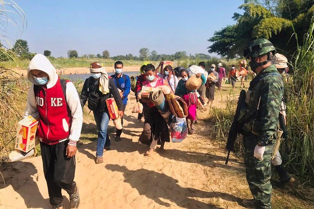 แรงงานข้ามชาติเมียนมาถูกใช้หาผลประโยชน์ ในระบบส่งตัวกลับของไทย แรงงานข้ามชาติเมียนมาถูกใช้หาผลประโยชน์ ในระบบส่งตัวกลับของไทย