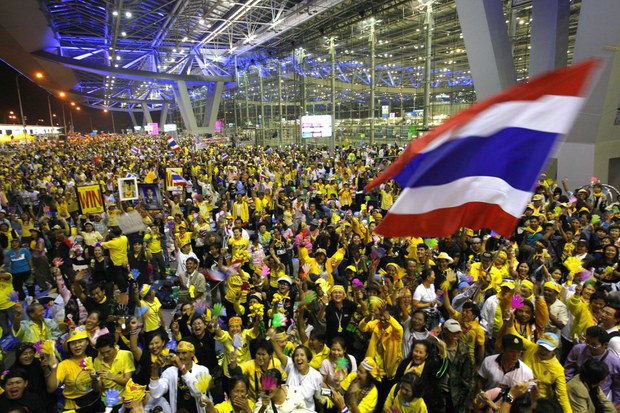 ศาลยกฟ้อง 67 แกนนำพันธมิตรชุดที่สอง คดีปิดสนามบินปี 51 ศาลยกฟ้อง 67 แกนนำพันธมิตรชุดที่สอง คดีปิดสนามบินปี 51