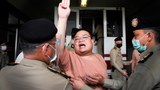 “เพนกวิน” ประกาศอดข้าวประท้วงศาลไม่ให้สิทธิประกันตัว
