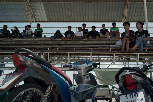 17motorbikes.jpg