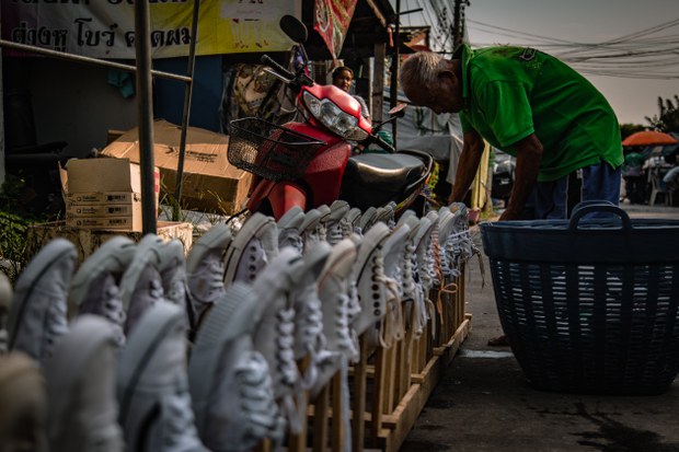 Thai labor 4.JPG