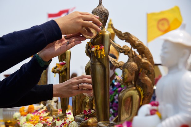 1 songkran L01.jpg