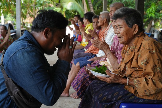 8 songkran G09.jpg