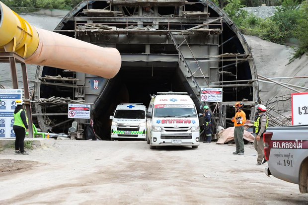 พบผู้เสียชีวิตหนึ่งราย เหตุอุโมงค์รถไฟความเร็วสูงถล่มที่โคราช พบผู้เสียชีวิตหนึ่งราย เหตุอุโมงค์รถไฟความเร็วสูงถล่มที่โคราช