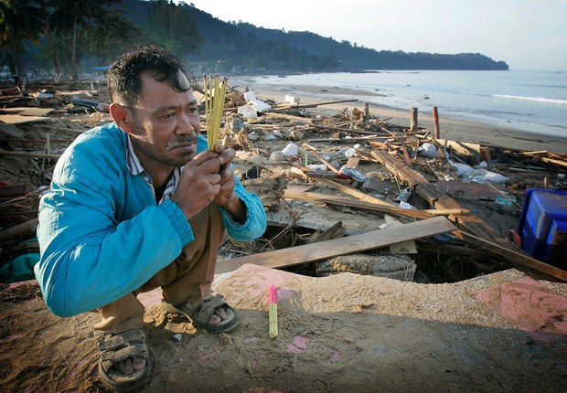 tsunami-slide-10.jpg